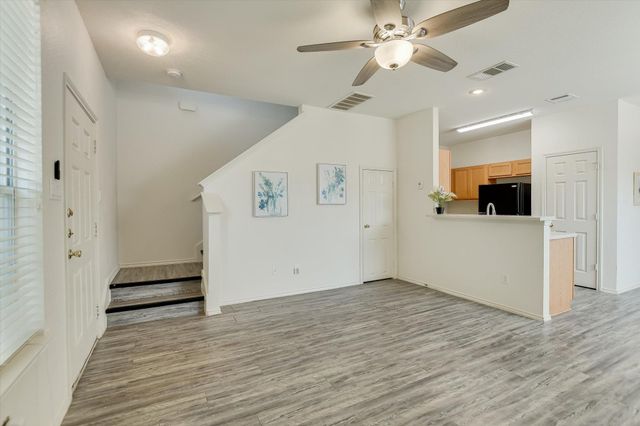 809 Sebastian BND B, Pflugerville, TX 78660