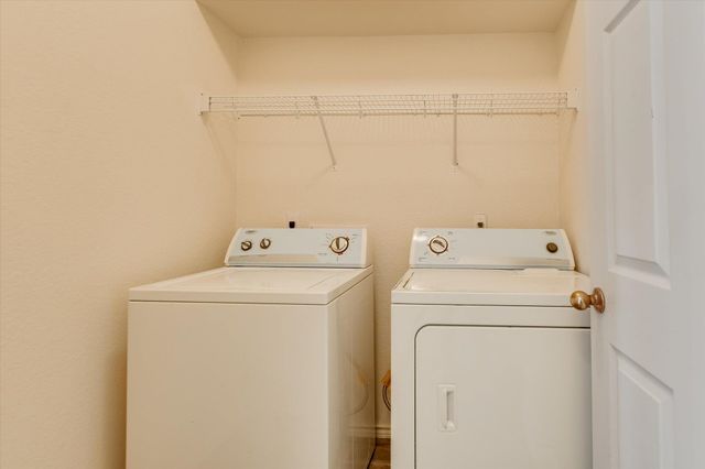 809 Sebastian BND B, Pflugerville, TX 78660