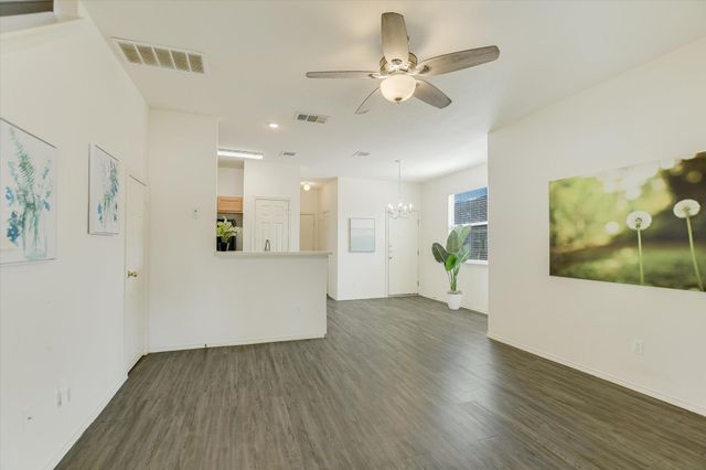 809 Sebastian BND B, Pflugerville, TX 78660