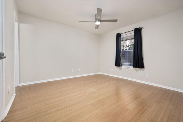 3204 Menchaca RD 105, Austin, TX 78704
