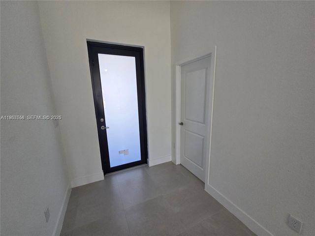 19534 SW 324 St, Homestead, FL 33030