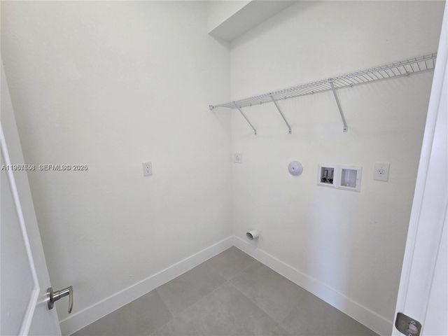 19534 SW 324 St, Homestead, FL 33030