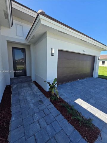 19534 SW 324 St, Homestead, FL 33030