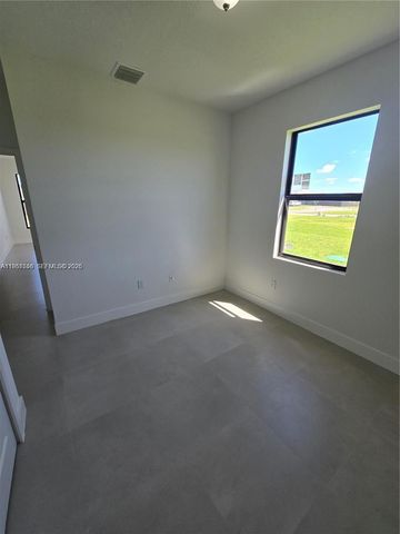 19534 SW 324 St, Homestead, FL 33030