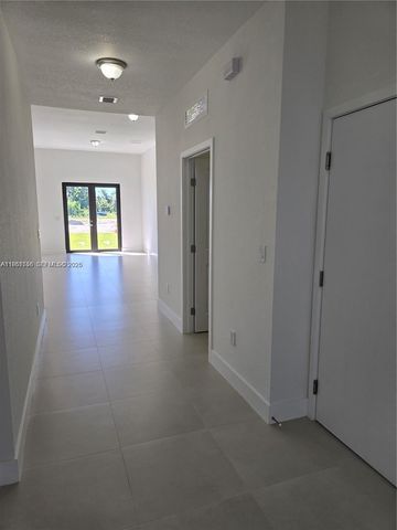 19534 SW 324 St, Homestead, FL 33030