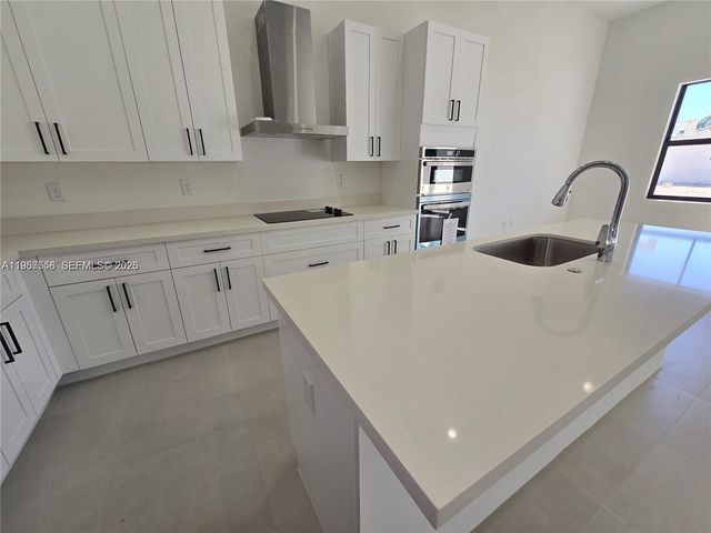 19534 SW 324 St, Homestead, FL 33030