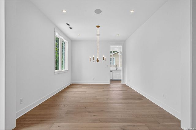 255 CLAYWELL DR, Alamo Heights, TX 78209