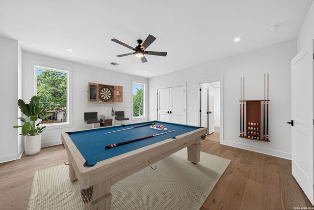 255 CLAYWELL DR, Alamo Heights, TX 78209