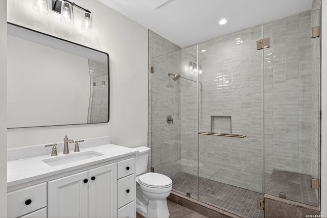 255 CLAYWELL DR, Alamo Heights, TX 78209