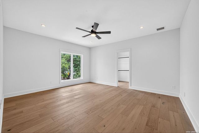 255 CLAYWELL DR, Alamo Heights, TX 78209
