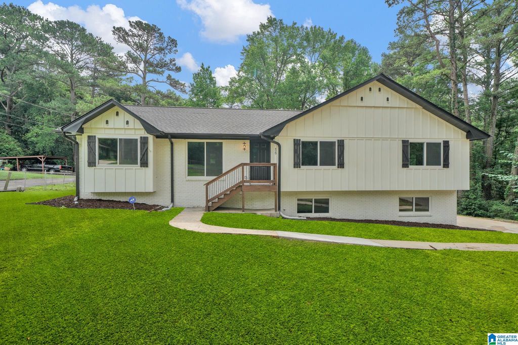 429 4TH AVENUE, Pleasant Grove, AL 35127