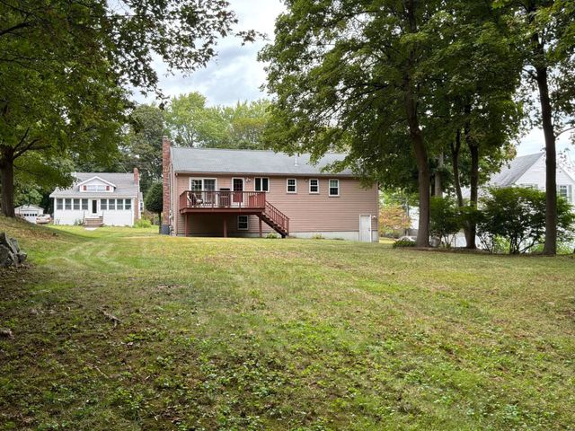 4 West St, Wakefield, MA 01880