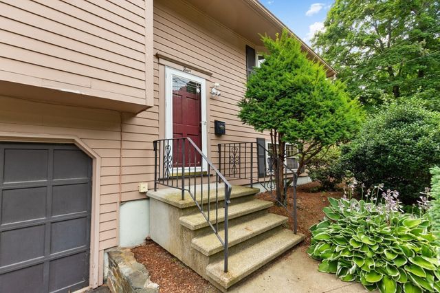 4 West St, Wakefield, MA 01880