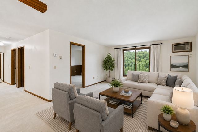 1000 41st Avenue NE 211, Columbia Heights, MN 55421
