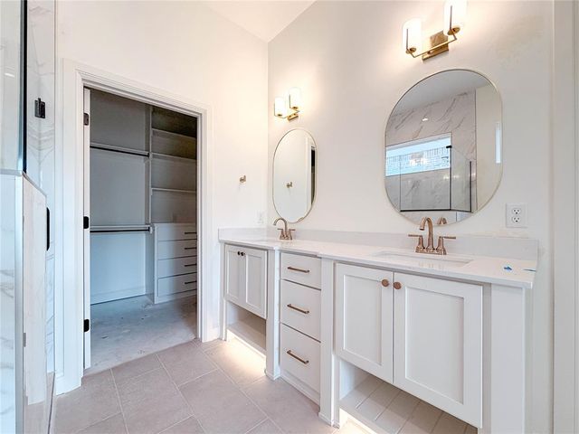 1925 Parkwood Avenue, Edmond, OK 73034