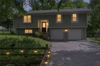 601 NE 115th Terrace, Kansas City, MO 64155