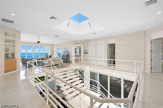 3860 Gordon DR, Naples, FL 34102