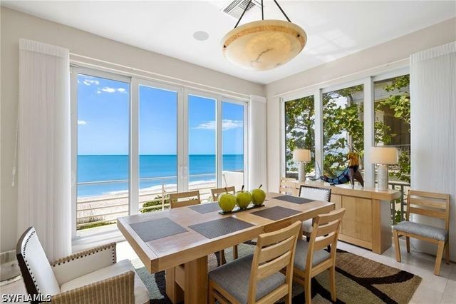 3860 Gordon DR, Naples, FL 34102