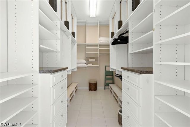 3860 Gordon DR, Naples, FL 34102