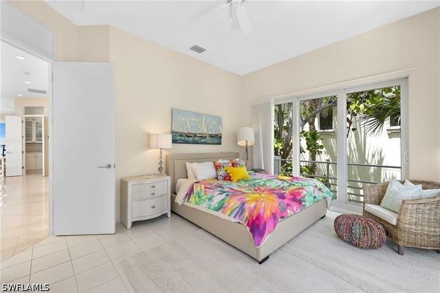 3860 Gordon DR, Naples, FL 34102