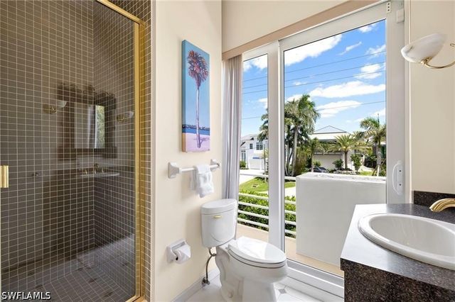 3860 Gordon DR, Naples, FL 34102