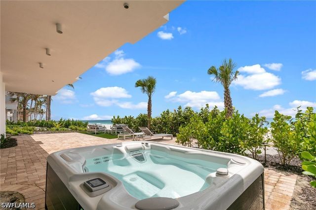 3860 Gordon DR, Naples, FL 34102