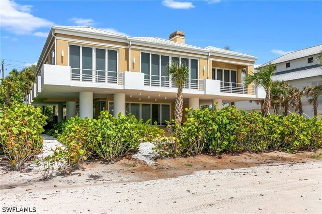 3860 Gordon DR, Naples, FL 34102