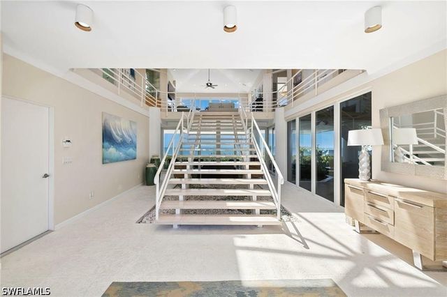 3860 Gordon DR, Naples, FL 34102