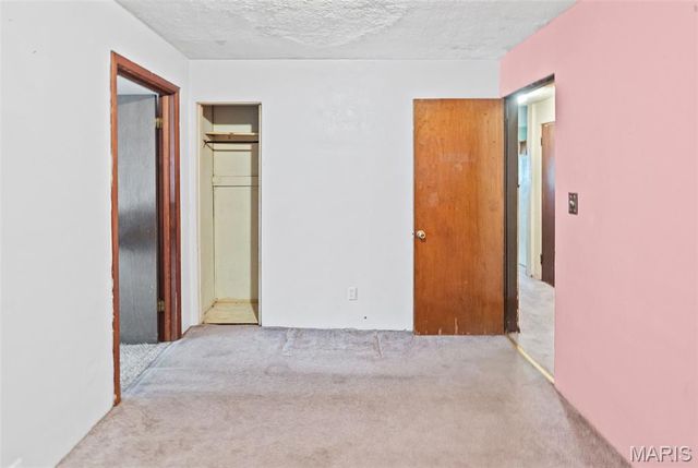 252 12th Street, Wood River, IL 62095