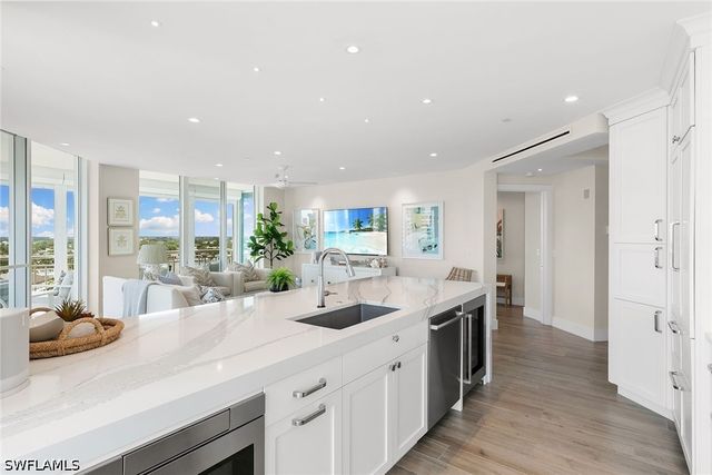 4255 Gulf Shore BLVD N 801, Naples, FL 34103