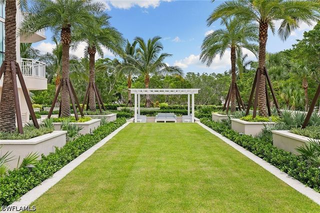4255 Gulf Shore BLVD N 801, Naples, FL 34103