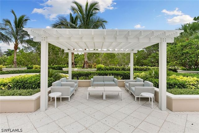 4255 Gulf Shore BLVD N 801, Naples, FL 34103