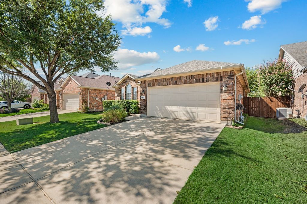 6217 Charisma Court, Fort Worth, TX 76131 — photo 2