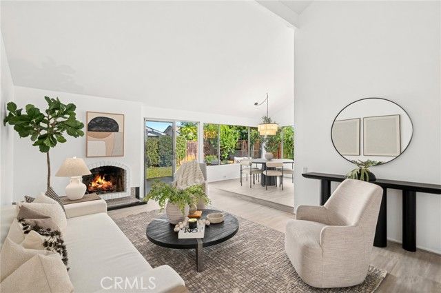 2030 Port Weybridge, Newport Beach, CA 92660