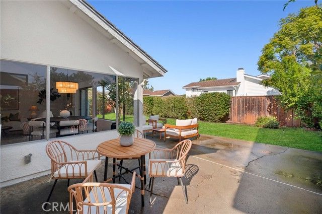 2030 Port Weybridge, Newport Beach, CA 92660