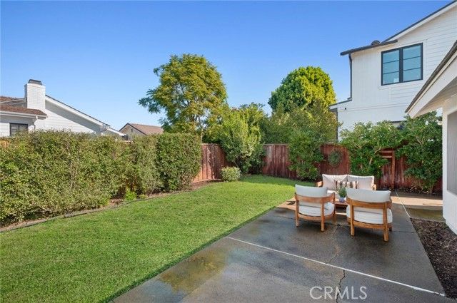 2030 Port Weybridge, Newport Beach, CA 92660