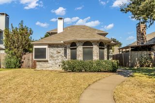 2015 Falcon Ridge Drive B, Carrollton, TX 75010