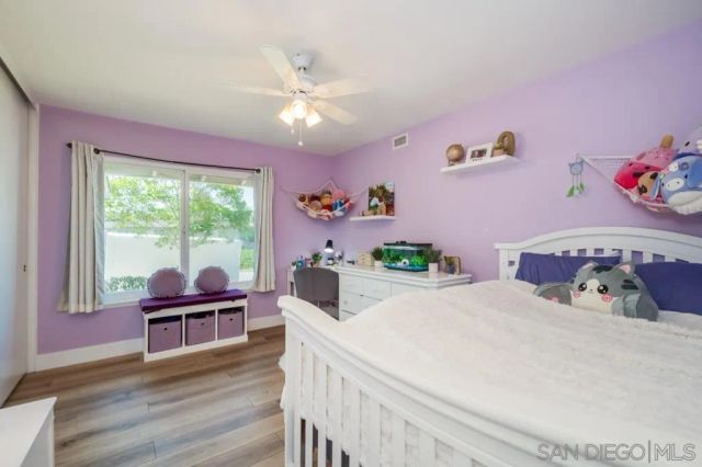 7634 Flag Lake, San Diego, CA 92119