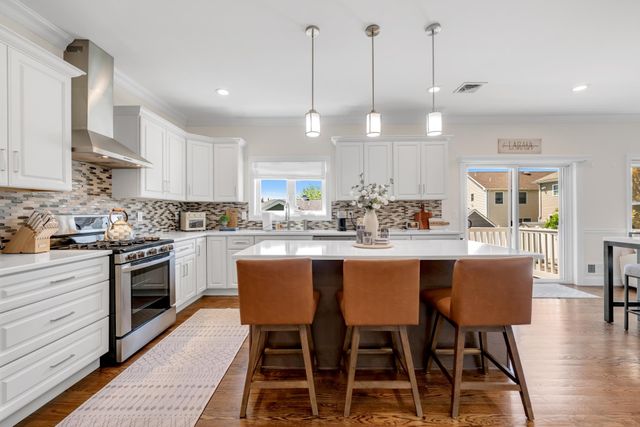 53 COGER ST, Saddle Brook, NJ 07663