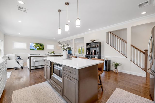 53 COGER ST, Saddle Brook, NJ 07663