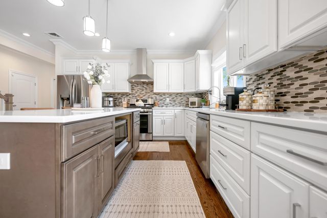 53 COGER ST, Saddle Brook, NJ 07663