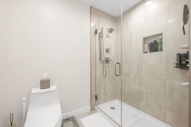53 COGER ST, Saddle Brook, NJ 07663