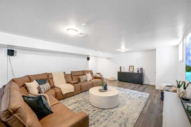 53 COGER ST, Saddle Brook, NJ 07663