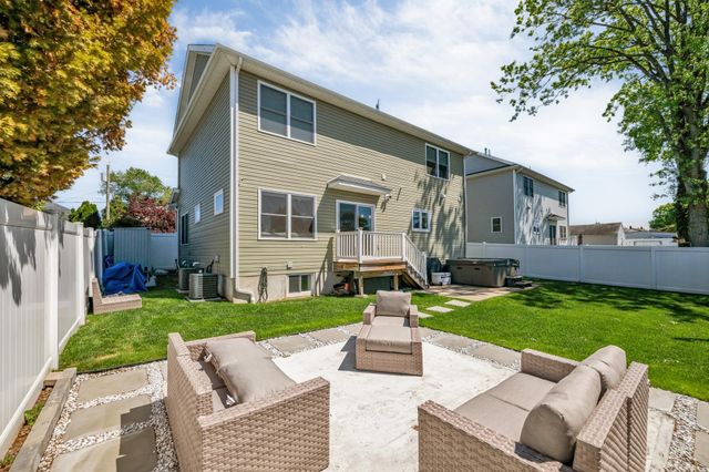 53 COGER ST, Saddle Brook, NJ 07663