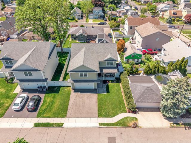 53 COGER ST, Saddle Brook, NJ 07663