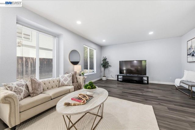 4708 Finch Way, Dublin, CA 94568