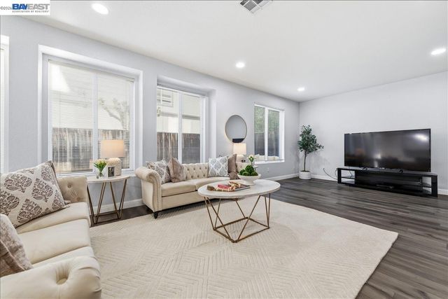 4708 Finch Way, Dublin, CA 94568