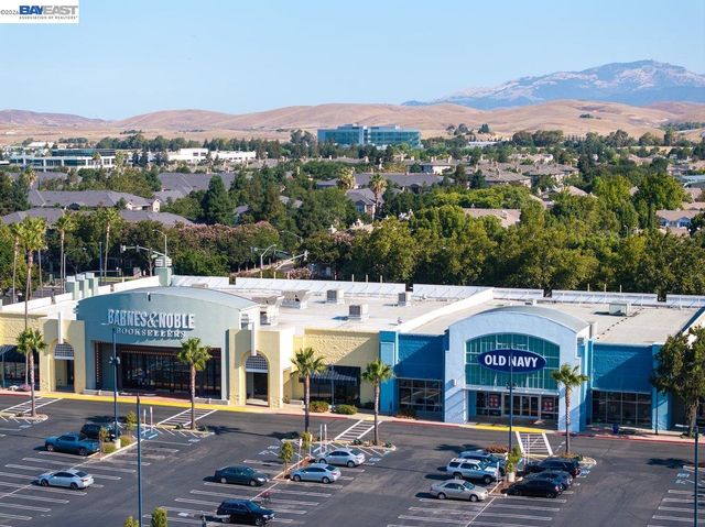 4708 Finch Way, Dublin, CA 94568