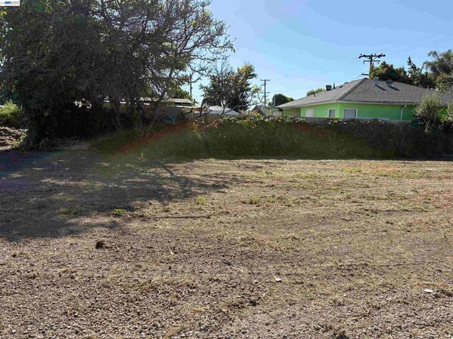 1 st NE 1 Street, Richmond, CA 94801