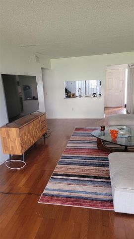 5647 SUMMER SIDE LANE 41A, Sarasota, FL 34231